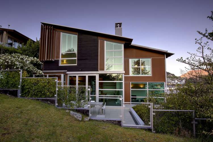 4 Lake Street Queenstown_24