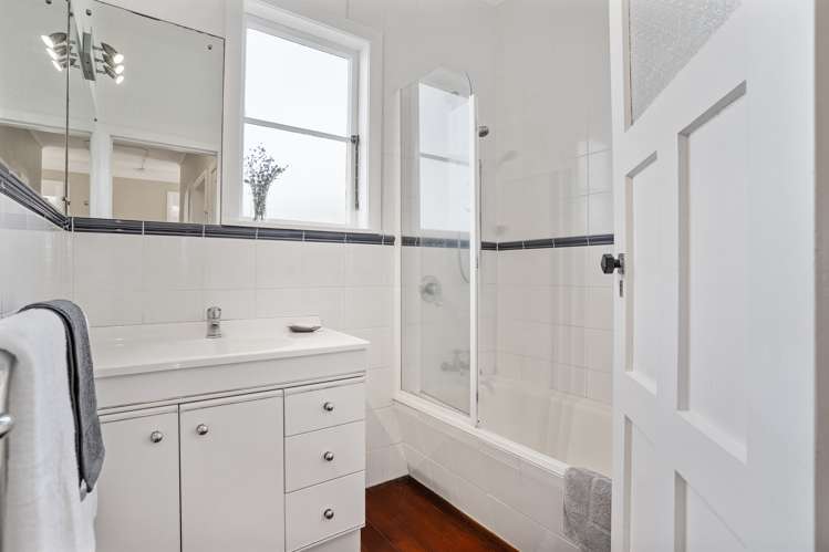 52 Konini Road Greenlane_13