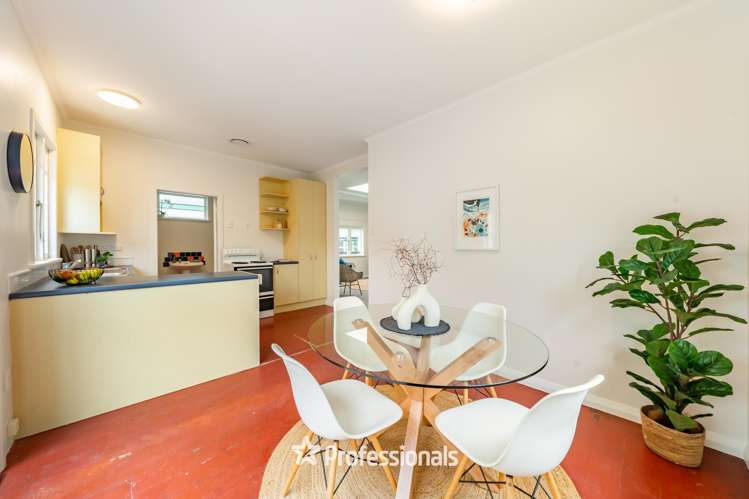 28 Miro Street Eastbourne_16