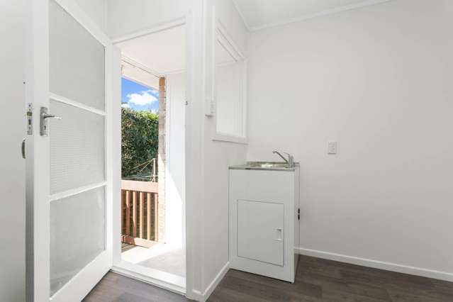 2/14B Ballarat Street Ellerslie_3