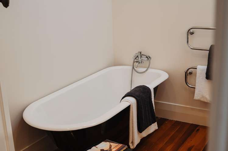 42 Woodward Road Mount Albert_18