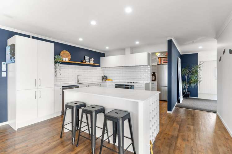 1096e Awhitu Road Pollok_7