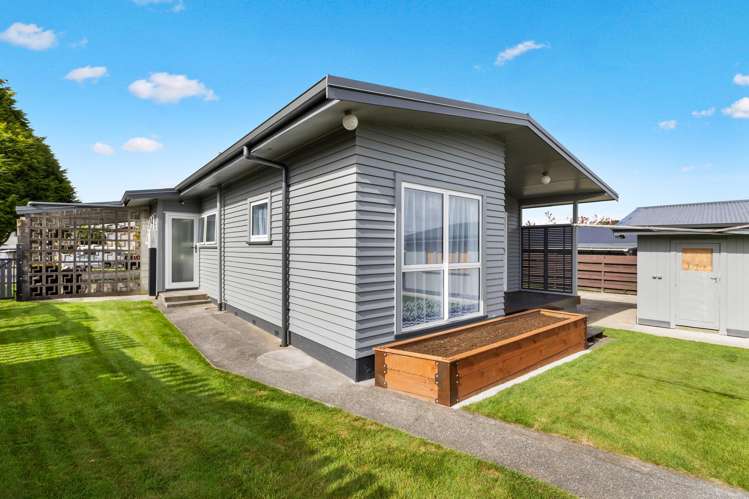 228 West Parkdale Street Tokoroa_19