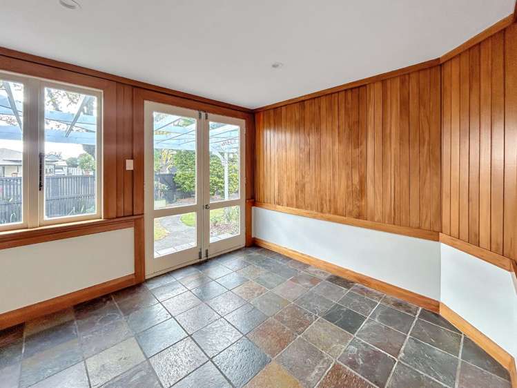 16 Manapouri Crescent 2138_14