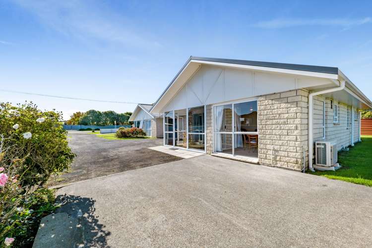 8b South Road Manaia_31