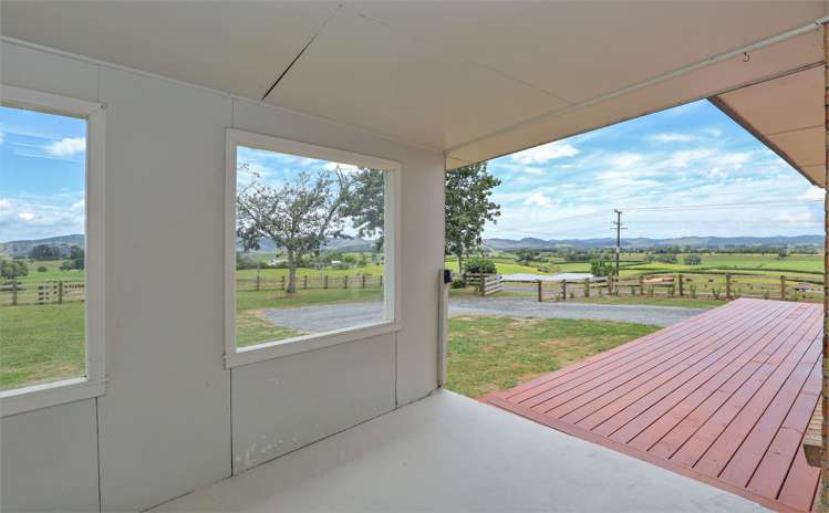 173 Falls Road Waerenga_12