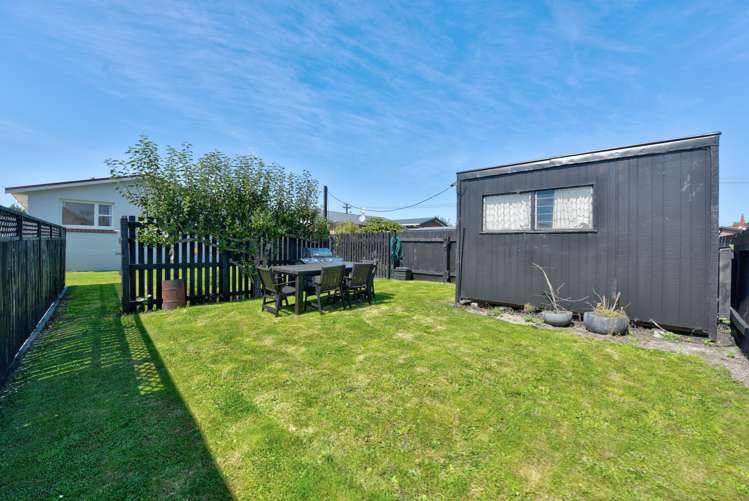 20 Huron Street Gore Surrounds_13