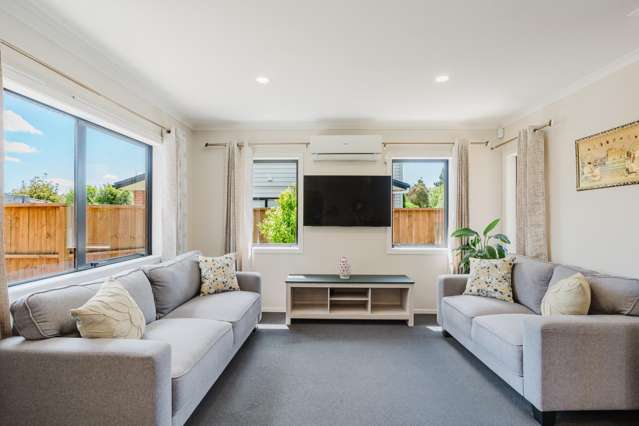 3/65 Knighton Road Hillcrest_2