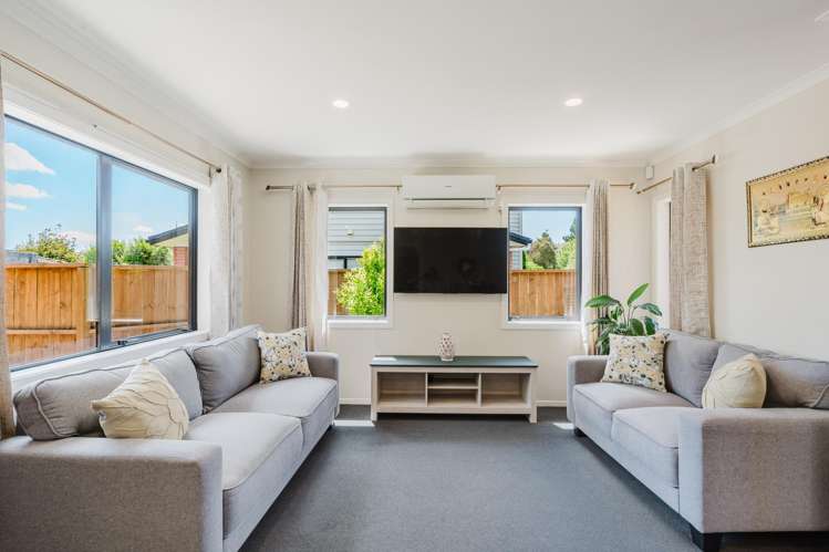 3/65 Knighton Road Hillcrest_2