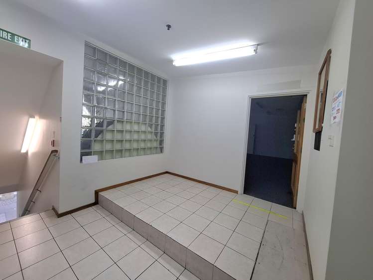 17/357 Great North Road Henderson_1