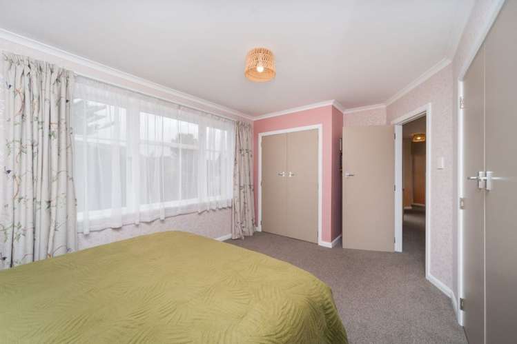 5 Woburn Place Takaro_18