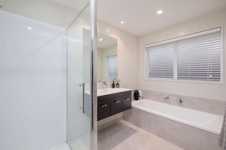 26 Pegasus Main Street Pegasus_16