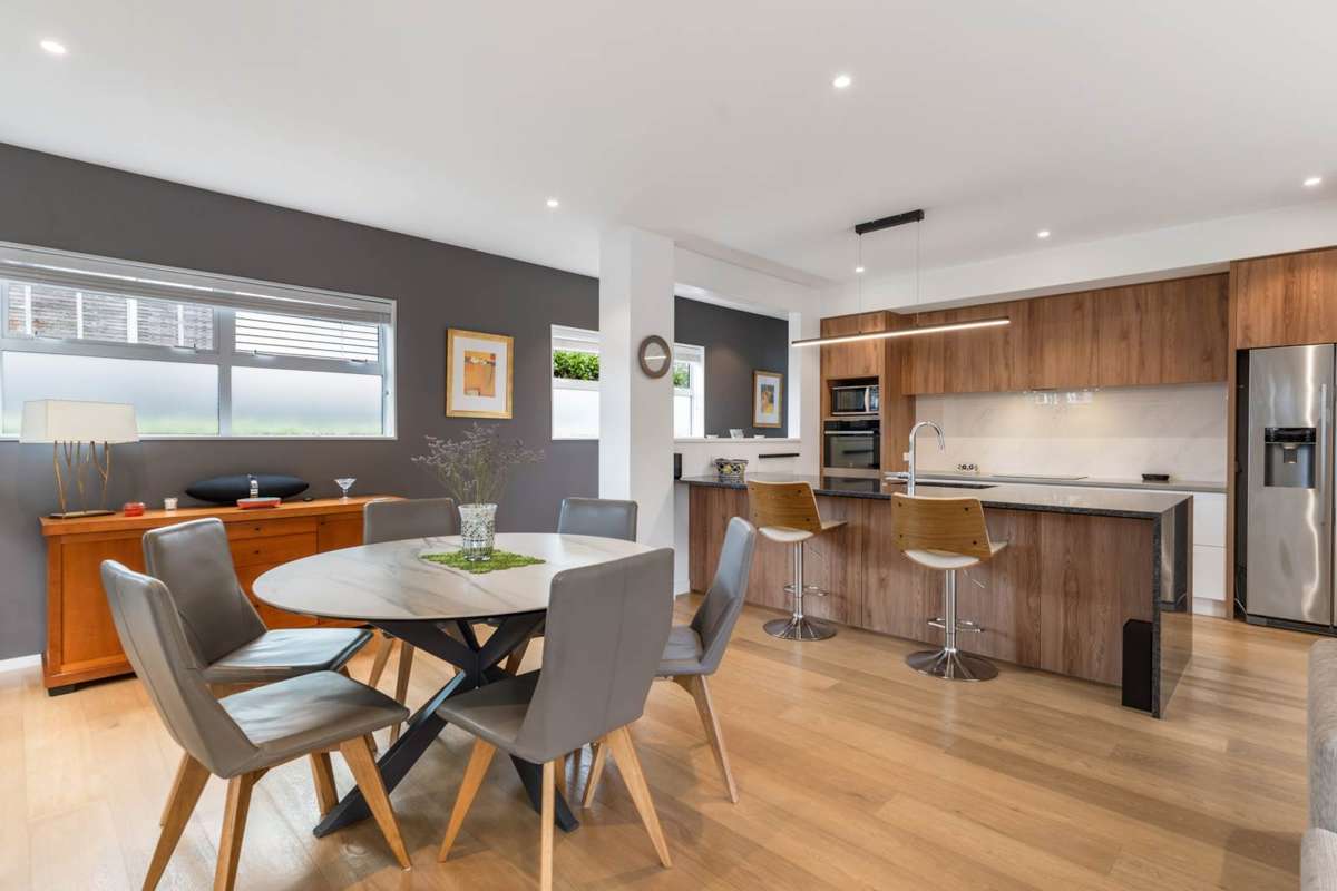 8 Colchester Avenue_4