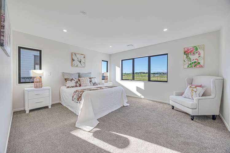 60 Park Green Avenue Rosehill_17