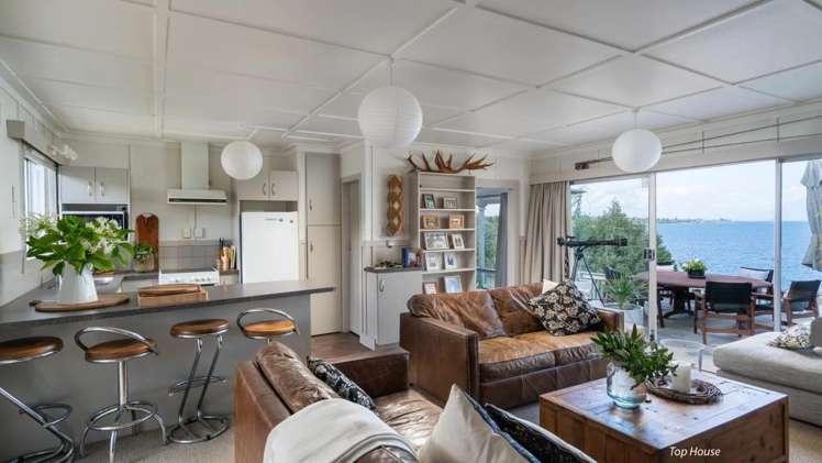 171 Lake Terrace 11201_3