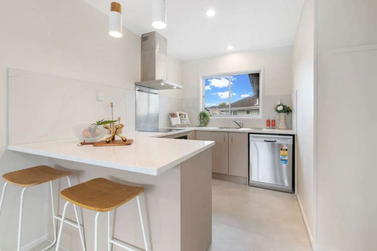 1/11 Udall Place Bucklands Beach_10