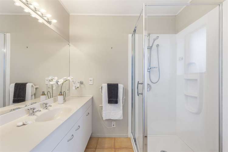 14 West Fairway Golflands_26