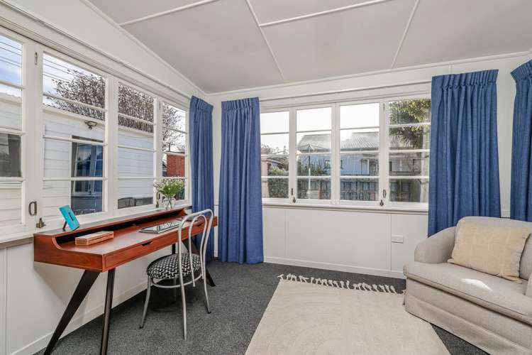 240 Bay View Road South Dunedin_14