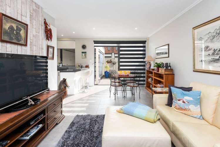 37 Bluegrey Avenue Stonefields_4