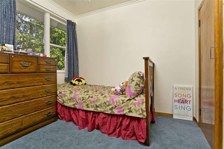 25 Totaravale Drive Totara Vale_12