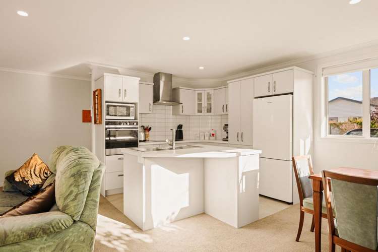 39/4 Greystone Place Omokoroa_3