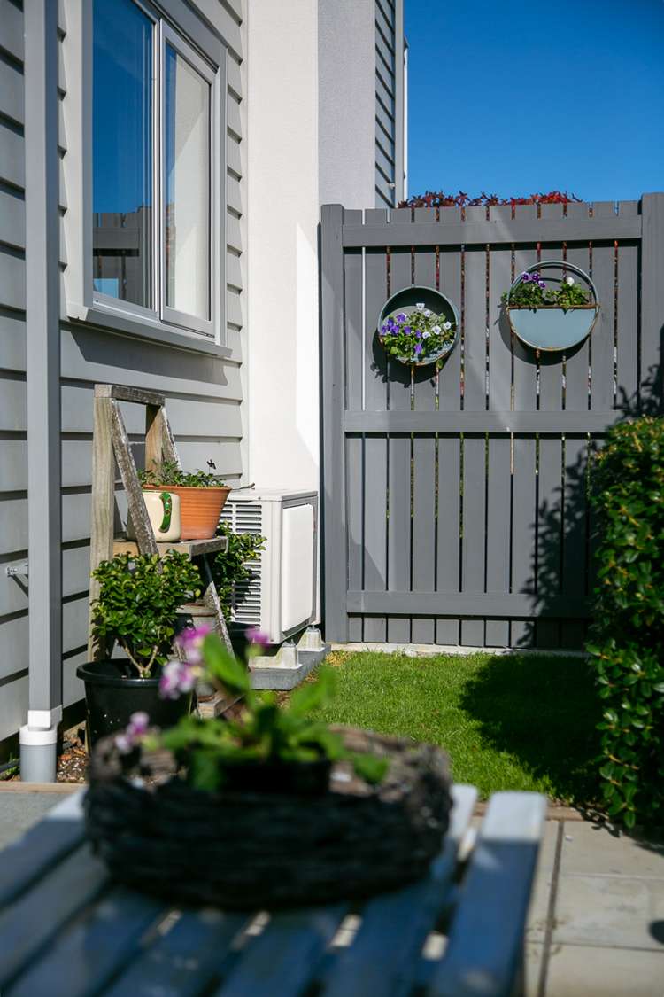 46 Plescher Crescent Leamington_24