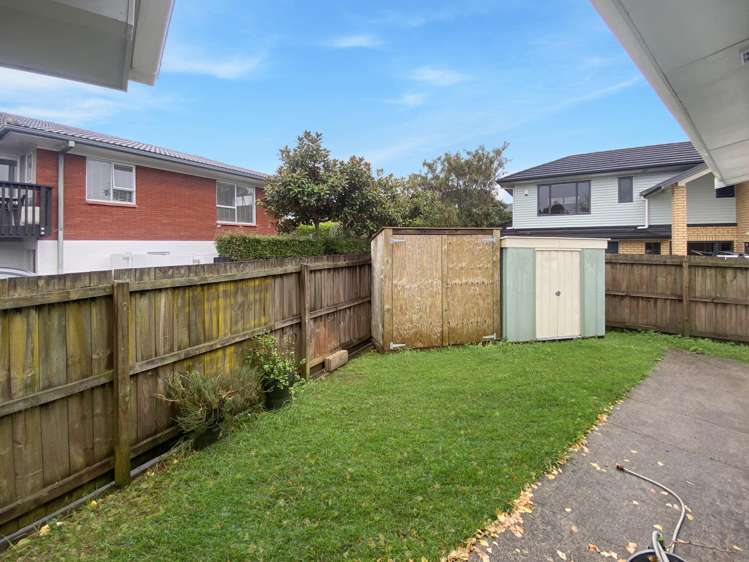 20 Eyre Street Henderson_13