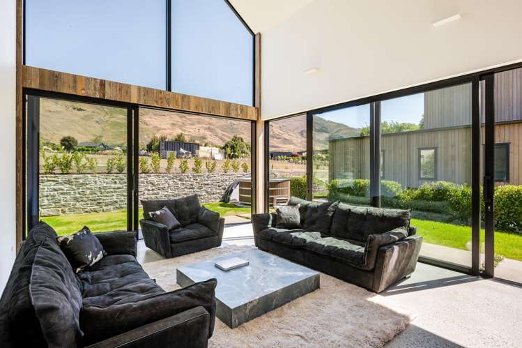 13 Theodore Court Wanaka_13