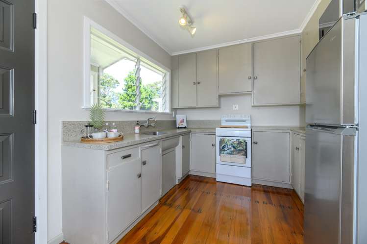 32 South Lynn Road Titirangi_2