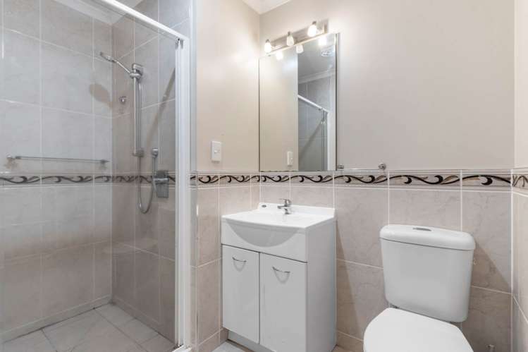 84 Skip Lane East Tamaki_12