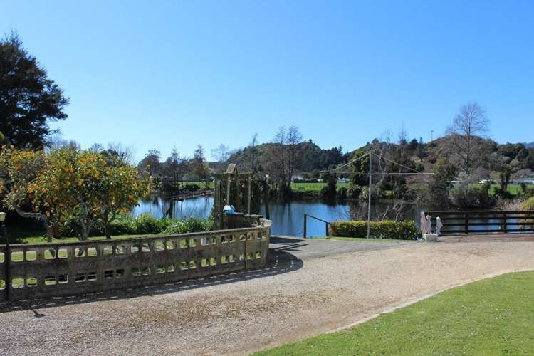 148 Commercial Street Takaka_14