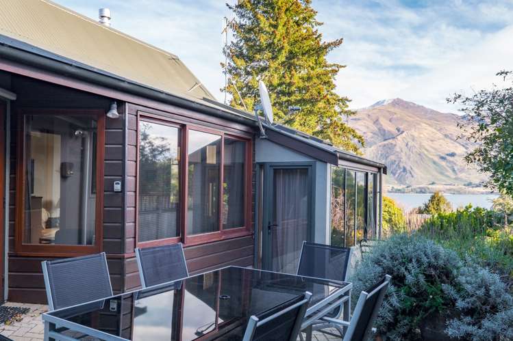 38 Beacon Point Road Wanaka_14