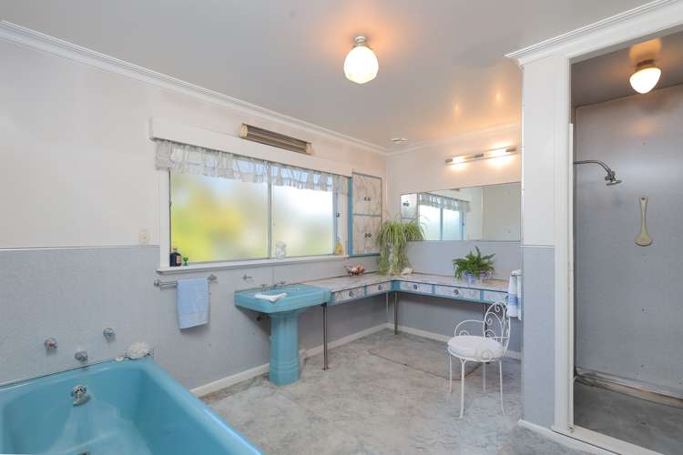 13 Neale Avenue Stoke_16