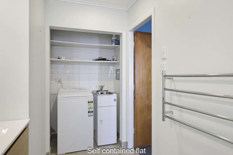 94 Kauri Street Miramar_25