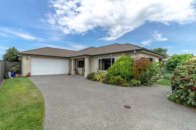 Great Family Home in Poraiti