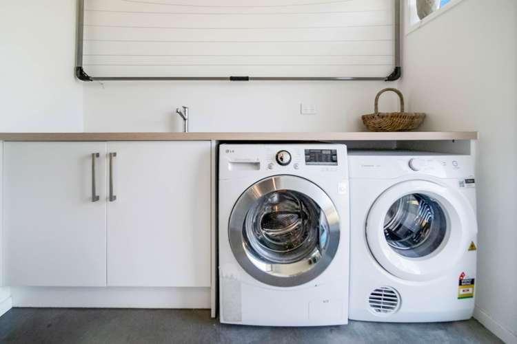 210 Maude Road Kaimiro_13