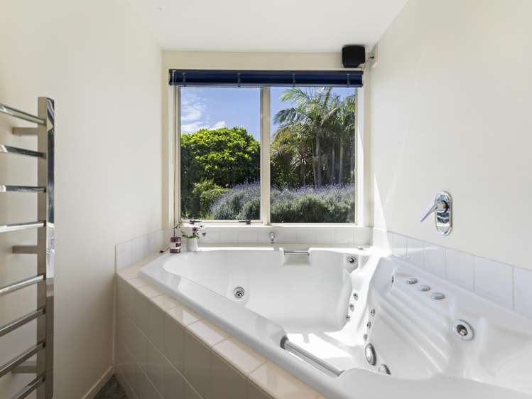 443 Lees Gully Road Pollok_16