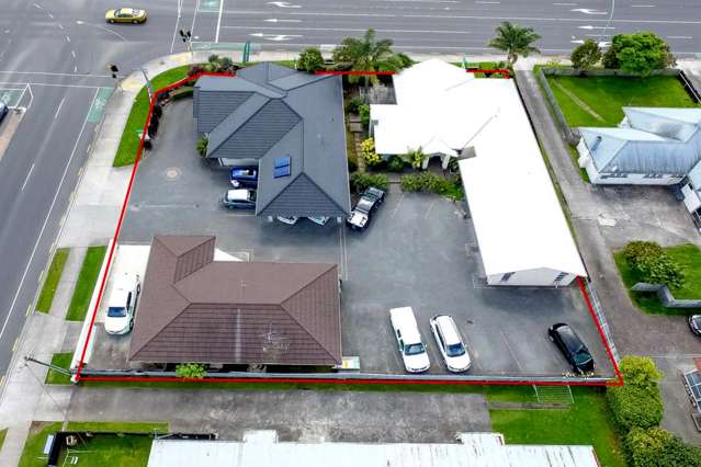 High profile corner office opportunity