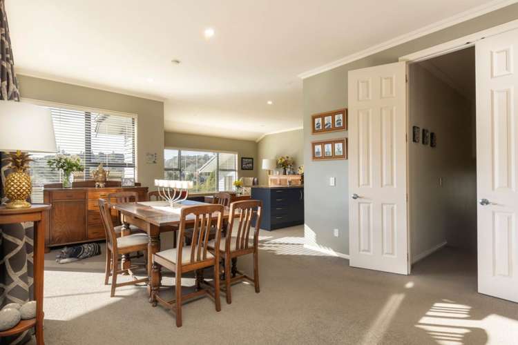 7 Frenz Drive Titirangi_8