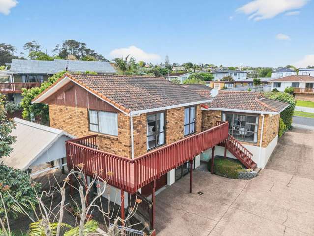 52 Jandell Crescent Bucklands Beach_1