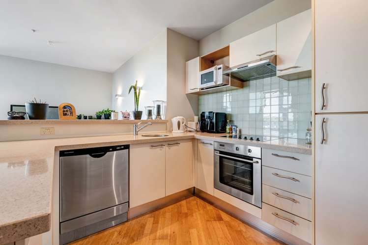 511/11 Tamariki Avenue Orewa_6