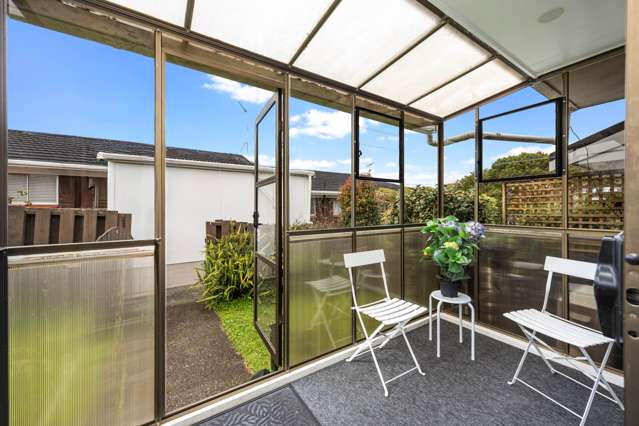 4/57 Moana Avenue One Tree Hill_4