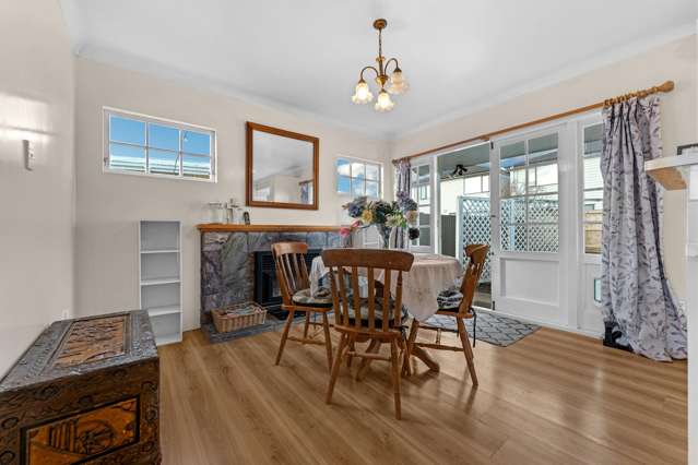 42 Manse Road Pahurehure_3