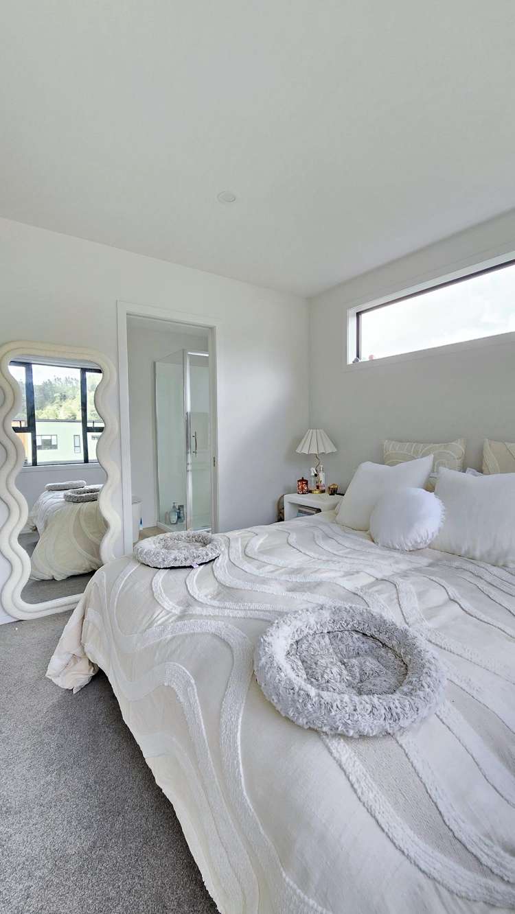 17/7 Johnston Grove Taita_7