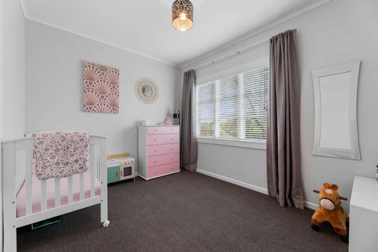 46 Wharf Road Clarks Beach_14