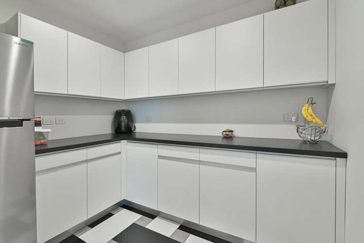 5 Watt Court Mahora_10