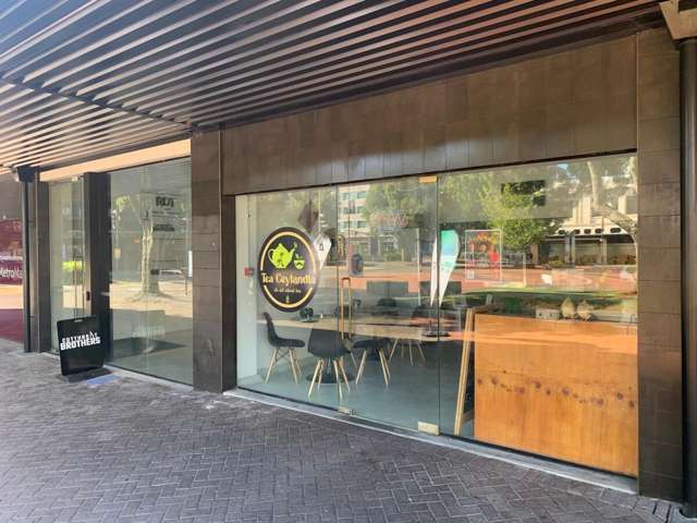 Shop 4, 3 Garden Place Hamilton City Central_1