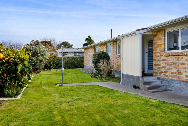 3 Climie Crescent Hawera_21