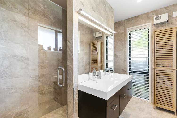 42 Puhirake Crescent Pyes Pa_12