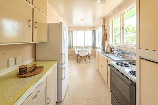 32 Surrey Road Springvale_3